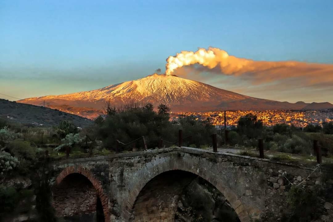 Good Morning Etna Bed & Breakfast Bronte Exterior photo